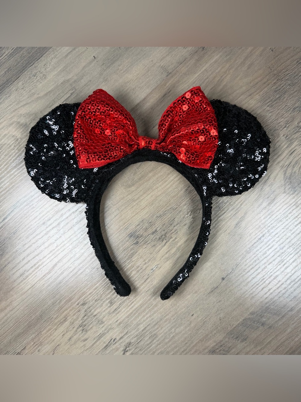 Disney Parks Minnie Mouse Black Sequin Ears Headband with Red Sequin Bow